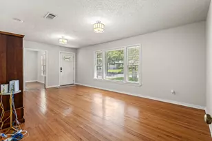 2711 Santa Cruz Dr, Dallas, TX 75227 - Photo 5