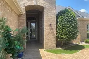 9921 Crestview Dr, Denton, TX 76207 - Photo 3