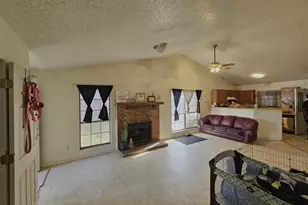 817 Colchester Dr, Mesquite, TX 75149 - Photo 5