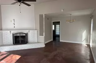6603 Blackberry Dr, Arlington, TX 76016 - Photo 5