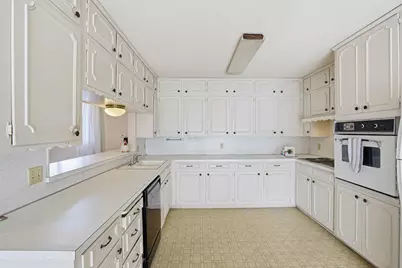 503 Azalea Drive, Grapevine, TX 76051 - Photo 13