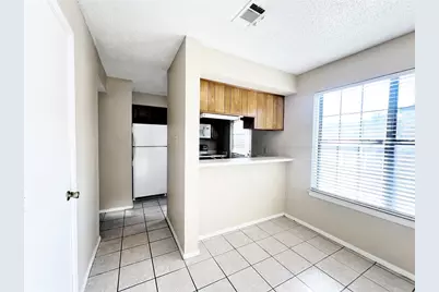 929 W Hickory Street #A15, Denton, TX 76201 - Photo 9