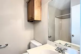929 W Hickory St, Denton, TX 76201 - Photo 21