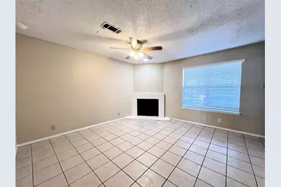 929 W Hickory Street #A15, Denton, TX 76201 - Photo 3