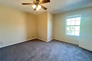 929 W Hickory St, Denton, TX 76201 - Photo 15