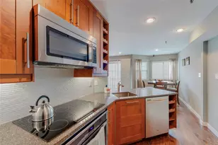 1010 Allen St, Dallas, TX 75204 - Photo 11