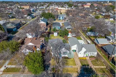 4516 Collinwood Avenue, Fort Worth, TX 76107 - Photo 3