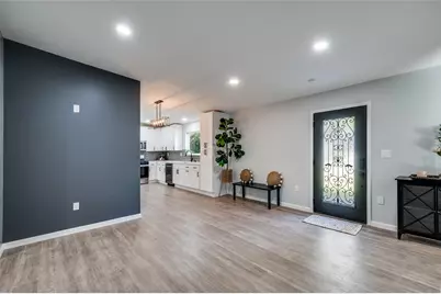 718 Glen Rhea Drive, Lake Dallas, TX 75065 - Photo 9