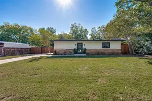 718 Glen Rhea Dr, Lake Dallas, TX 75065 - Photo 3