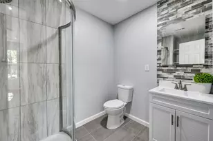 718 Glen Rhea Dr, Lake Dallas, TX 75065 - Photo 13