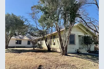 108 S Race Street, Lampasas, TX 76550 - Photo 1