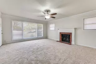 402 W Grauwyler Rd, Irving, TX 75061 - Photo 3