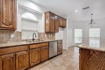 4808 King Harbor Court, Grand Prairie, TX 75052 - Photo 17