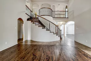 4808 King Harbor Ct, Grand Prairie, TX 75052 - Photo 9