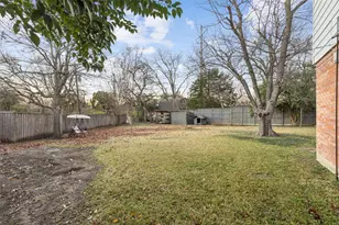 1618 Loree Dr, Dallas, TX 75228 - Photo 15