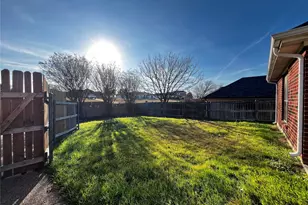 7313 Chambers Ln, Fort Worth, TX 76179 - Photo 23