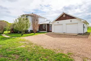 441 Compton Ln, Waxahachie, TX 75167 - Photo 3