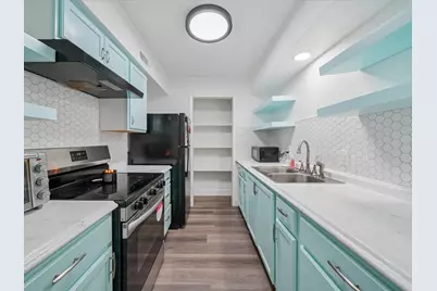 1819 E Grauwyler Road #178, Irving, TX 75061 - Photo 3