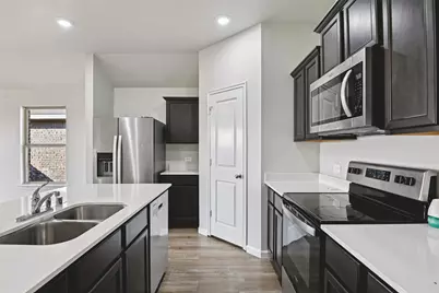 844 Jett Drive, Ferris, TX 75125 - Photo 7