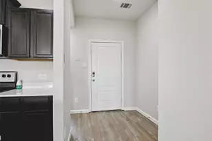 844 Jett Dr, Ferris, TX 75125 - Photo 5