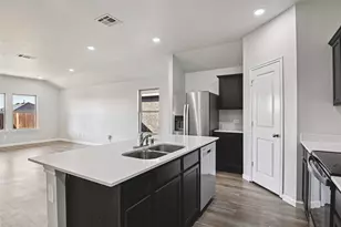 844 Jett Dr, Ferris, TX 75125 - Photo 9