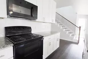 602 Sabine Ave, Cleburne, TX 76031 - Photo 11