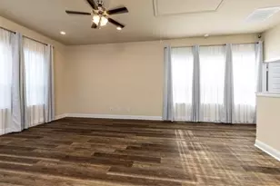 1939 Bel Air Dr, Arlington, TX 76010 - Photo 17