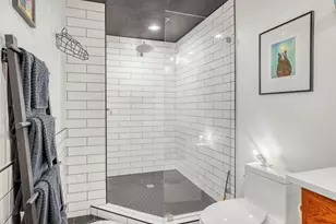 10464 Carry Back Cir, Dallas, TX 75229 - Photo 23