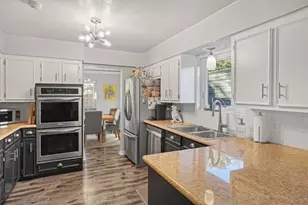 10464 Carry Back Cir, Dallas, TX 75229 - Photo 13