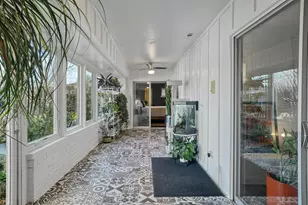 10464 Carry Back Cir, Dallas, TX 75229 - Photo 17