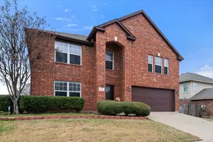 301 Heritage Dr, Crowley, TX 76036 - Photo 3