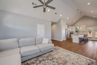 308 E Houston Street, Leonard, TX 75452 - Photo 5