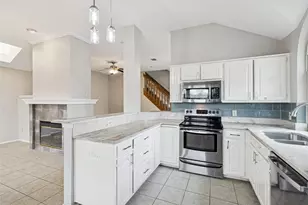 356 Arbor Ct, Euless, TX 76039 - Photo 17