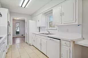 12124 Dixfield Dr, Dallas, TX 75218 - Photo 7