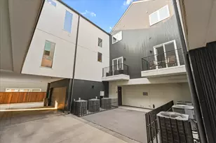 2001 N Prairie Ave, Dallas, TX 75204 - Photo 31