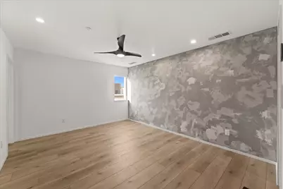 2001 N Prairie Avenue #106, Dallas, TX 75204 - Photo 21