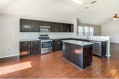 220 Stampede Street, Waxahachie, TX 75165 - Photo 7