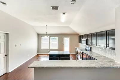 220 Stampede Street, Waxahachie, TX 75165 - Photo 5