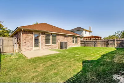 220 Stampede Street, Waxahachie, TX 75165 - Photo 15