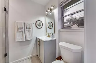 416 Lakeside Dr, Irving, TX 75062 - Photo 19