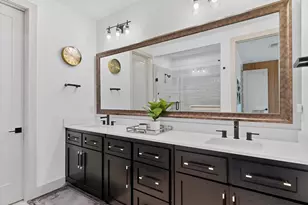 2557 Carmelita St, Dallas, TX 75212 - Photo 29