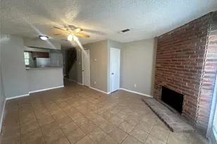 9447 Olde Towne Row, Dallas, TX 75227 - Photo 3