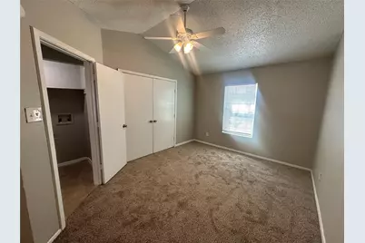 9447 Olde Towne Row, Dallas, TX 75227 - Photo 17