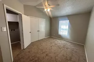 9447 Olde Towne Row, Dallas, TX 75227 - Photo 17