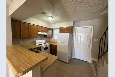 9447 Olde Towne Row, Dallas, TX 75227 - Photo 5