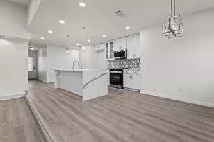 1901 Sabine Pass Ln, Arlington, TX 76006 - Photo 3