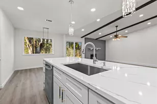 1901 Sabine Pass Ln, Arlington, TX 76006 - Photo 7