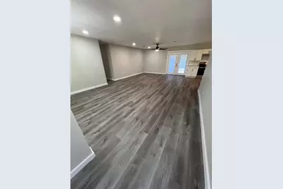 916 W Elizabeth Drive, Robinson, TX 76706 - Photo 5