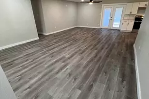 916 W Elizabeth Dr, Robinson, TX 76706 - Photo 5