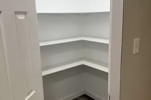 916 W Elizabeth Dr, Robinson, TX 76706 - Photo 9